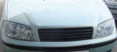 fiat punto zastava 10 maska bez znaka crna
